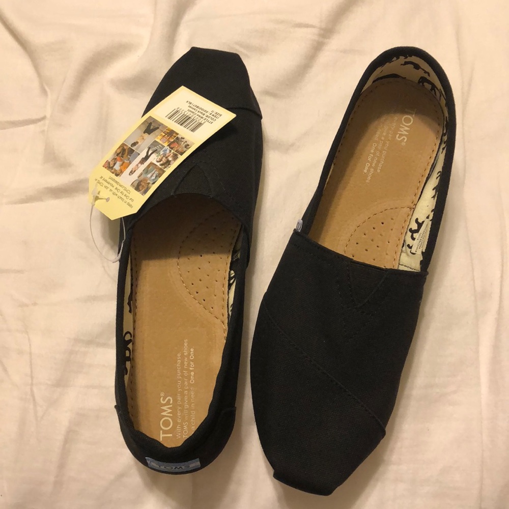 Classic Black Canvas Toms